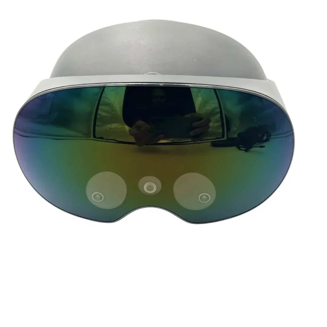 Meta Quest Pro VR Gaming Headset - 256GB - Black - 899-00412-01